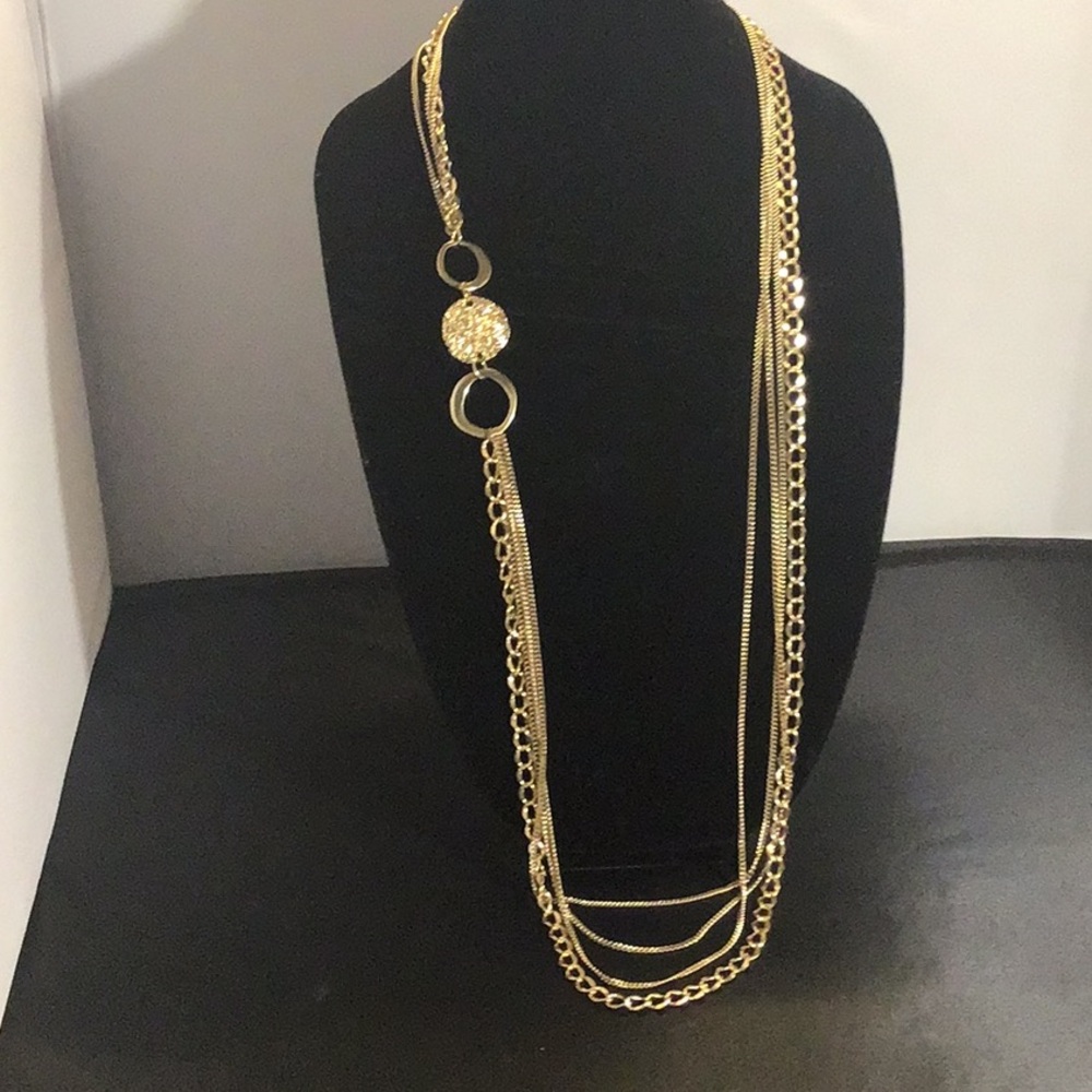 Elegant Gold Chain Necklace Collection